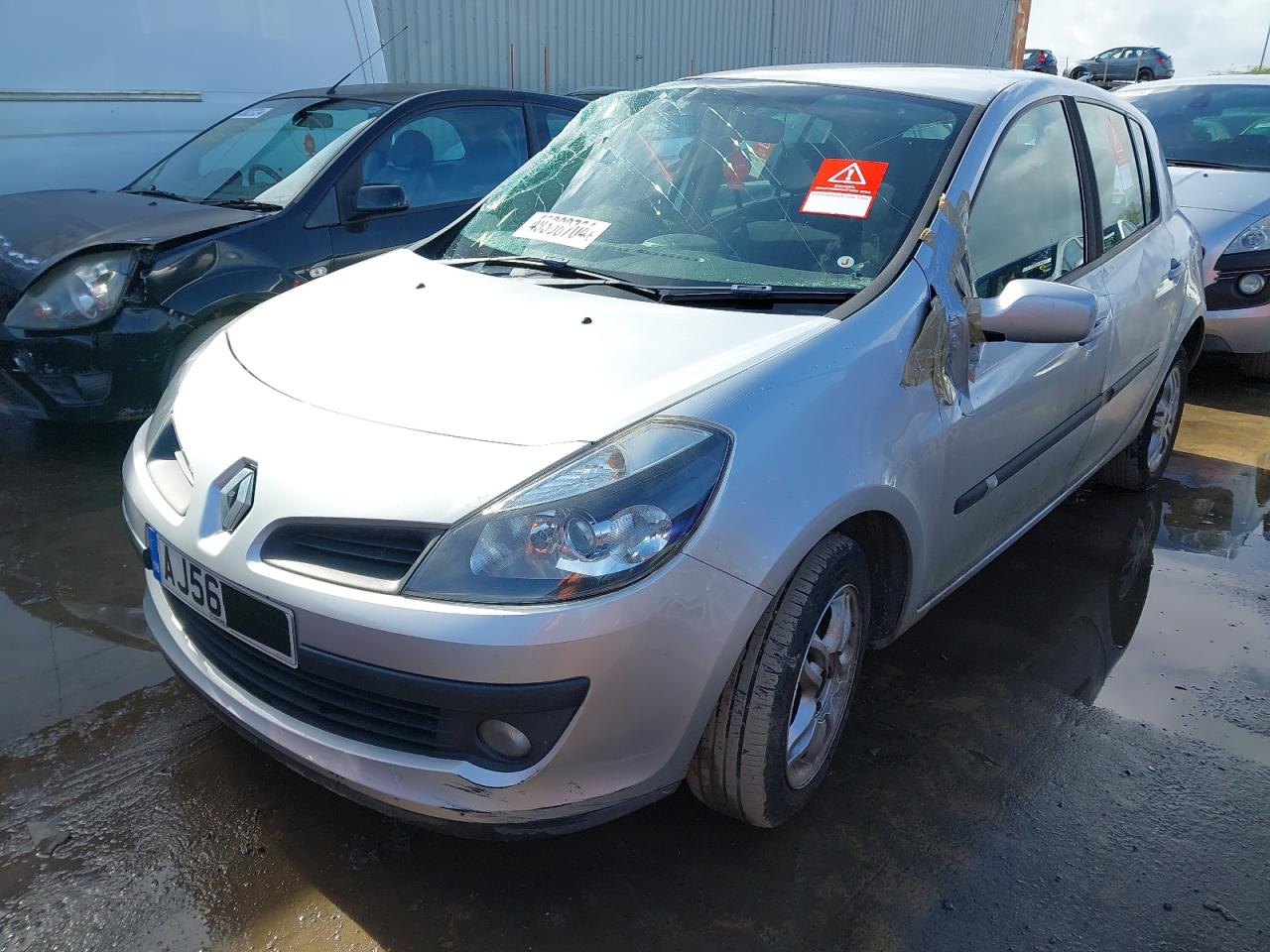 RENAULT CLIO DYNAM 2006. Lot# 49308704. VIN VF1BR1A0H36787357. Photo 1